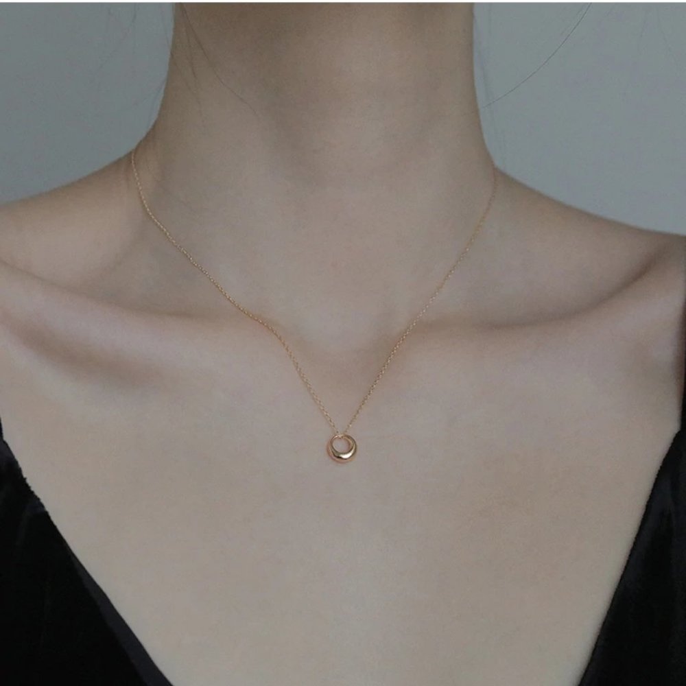 NEW Yellow Gold Round Pendant Chain Necklace - Picture 10 of 11